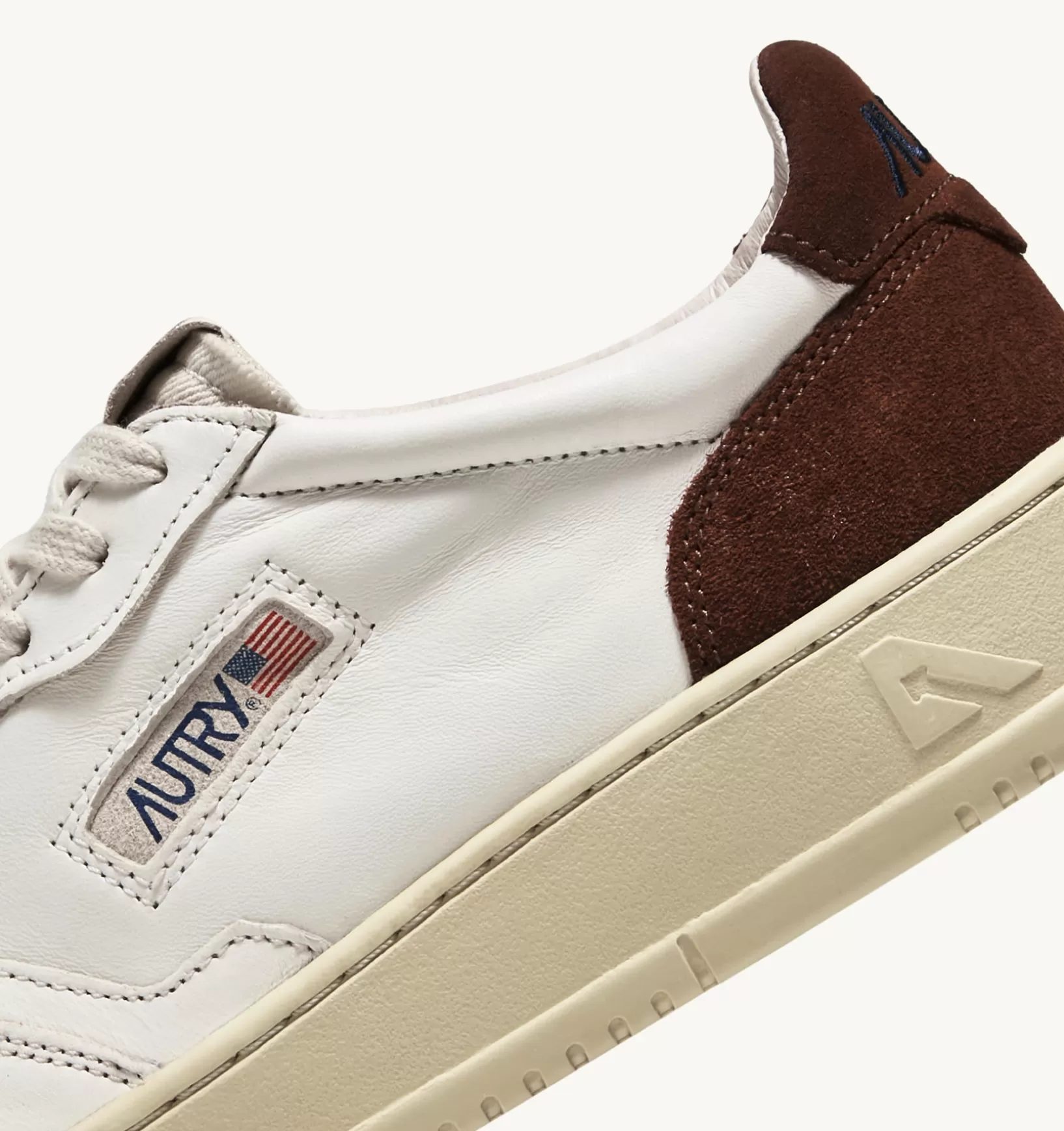 AUTRY Medalist Low Sneaker In Suede E Pelle Bianco E Marrone^Uomo Medalist