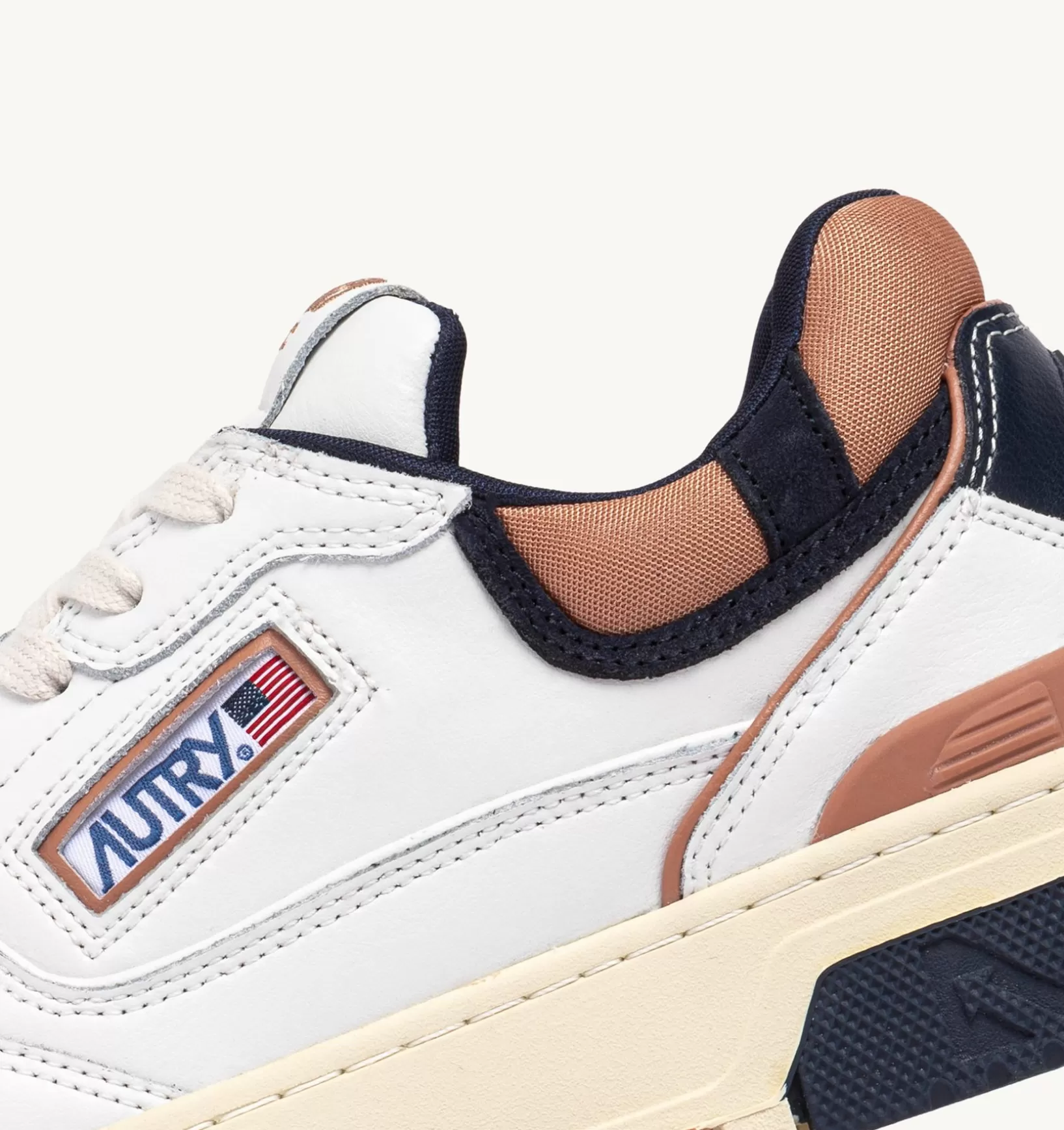 AUTRY Sneakers Clc In Pelle Colore Bianco E Blu^Uomo Clc