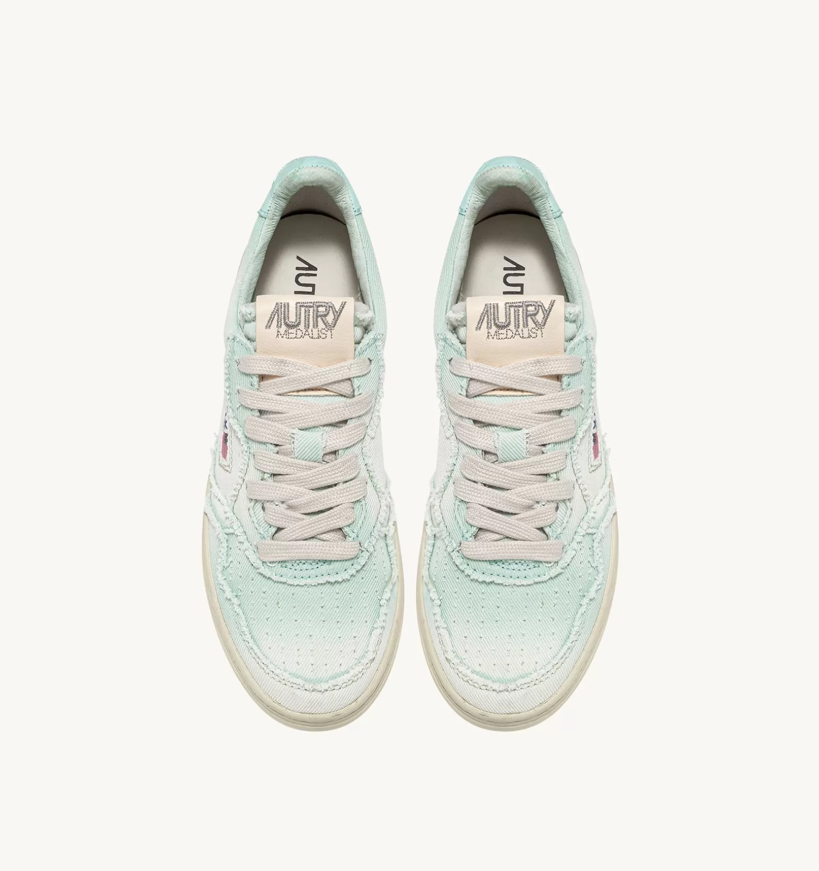 AUTRY Sneakers Medalist Low In Denim Color Saltwater^Donna Medalist