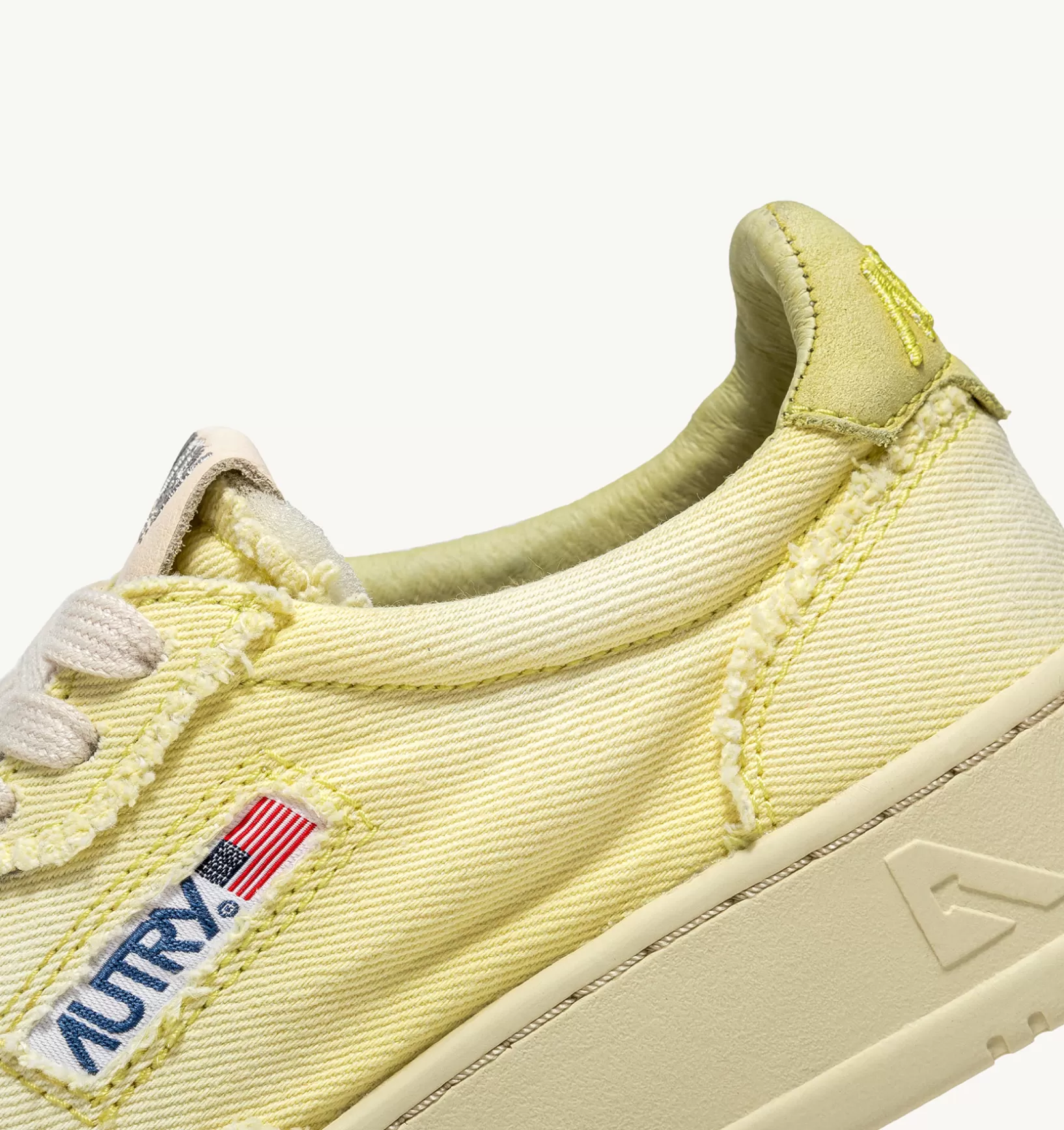 AUTRY Sneakers Medalist Low In Denim Color Yellow Iris^Donna Medalist
