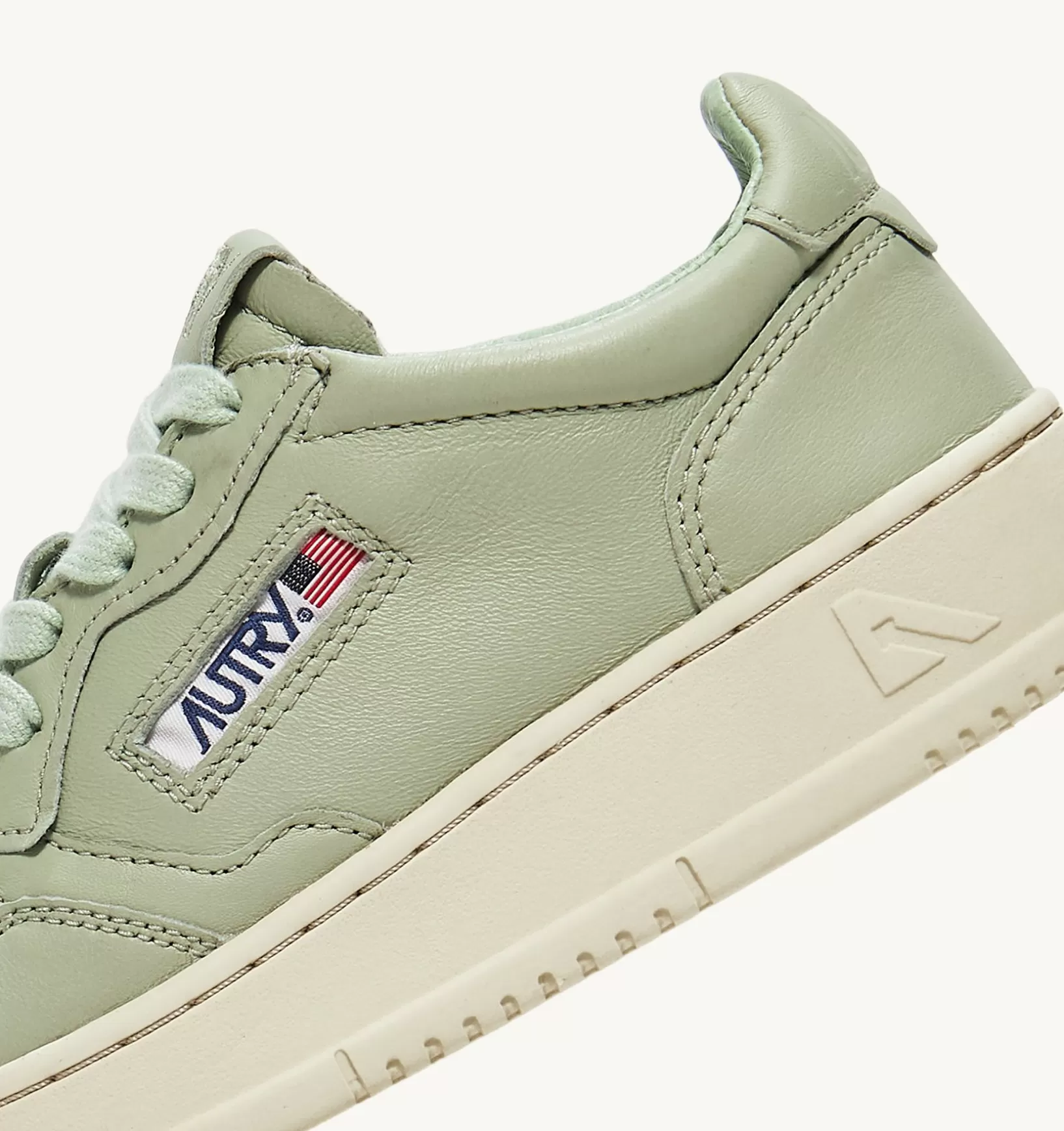 AUTRY Sneakers Medalist Low In Morbida Pelle Cel Green Di Capra^Uomo Medalist
