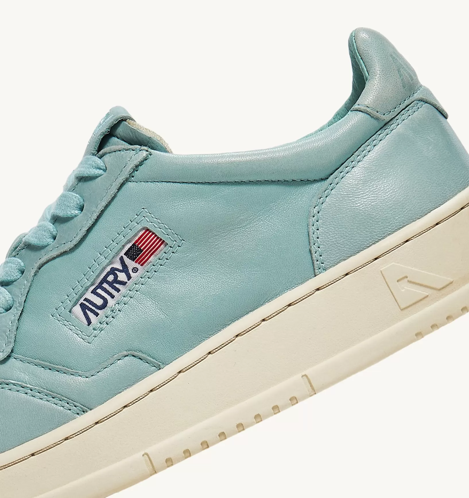 AUTRY Sneakers Medalist Low In Morbida Pelle Shell Di Capra^Donna Medalist