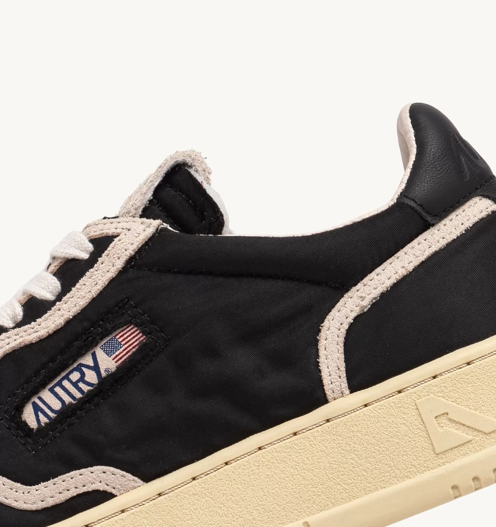 AUTRY Sneakers Medalist Low In Nylon Nero E Suede Beige^Uomo Medalist