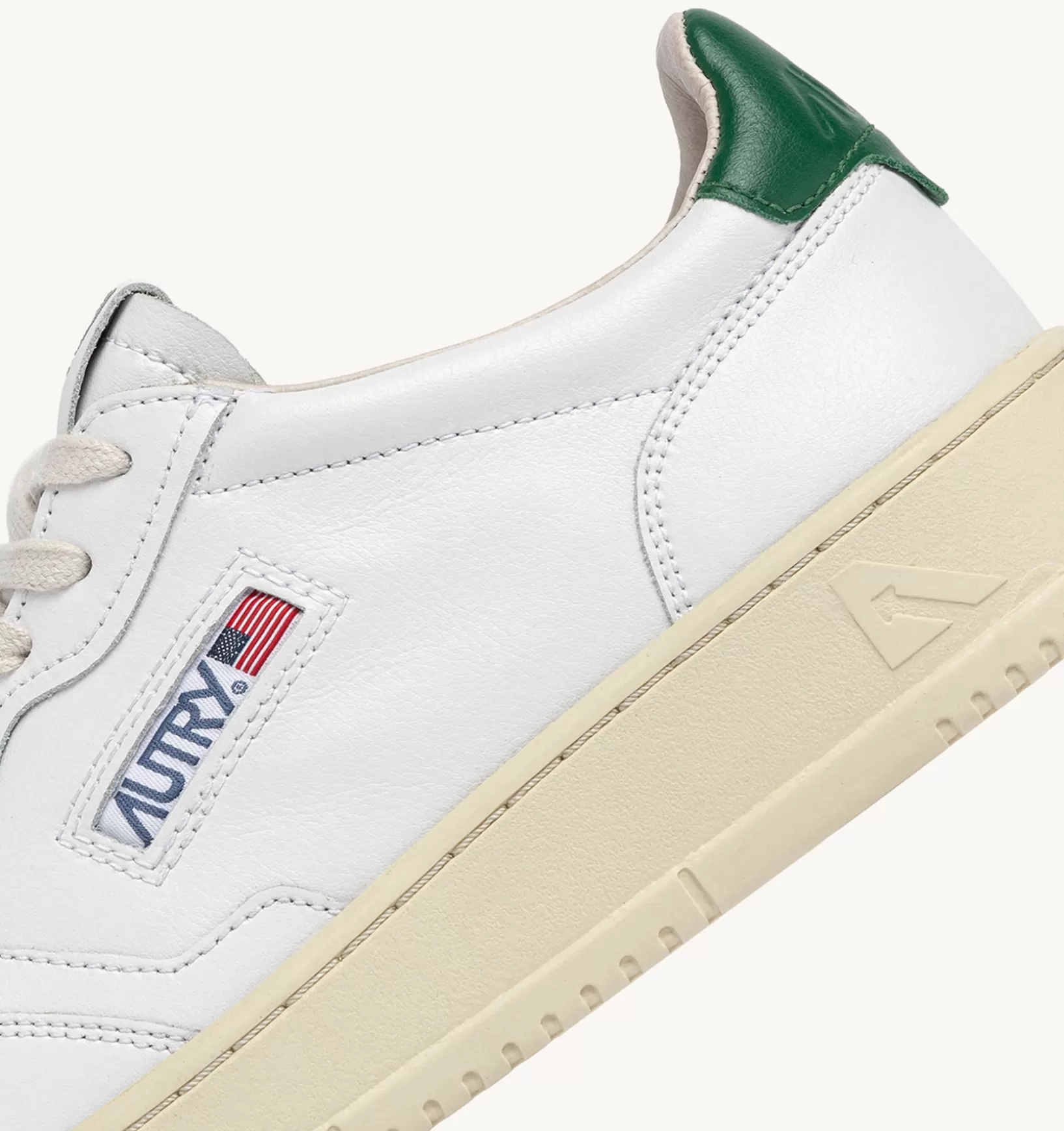 AUTRY Sneakers Medalist Low In Pelle Bianca E Amazon^Uomo Medalist