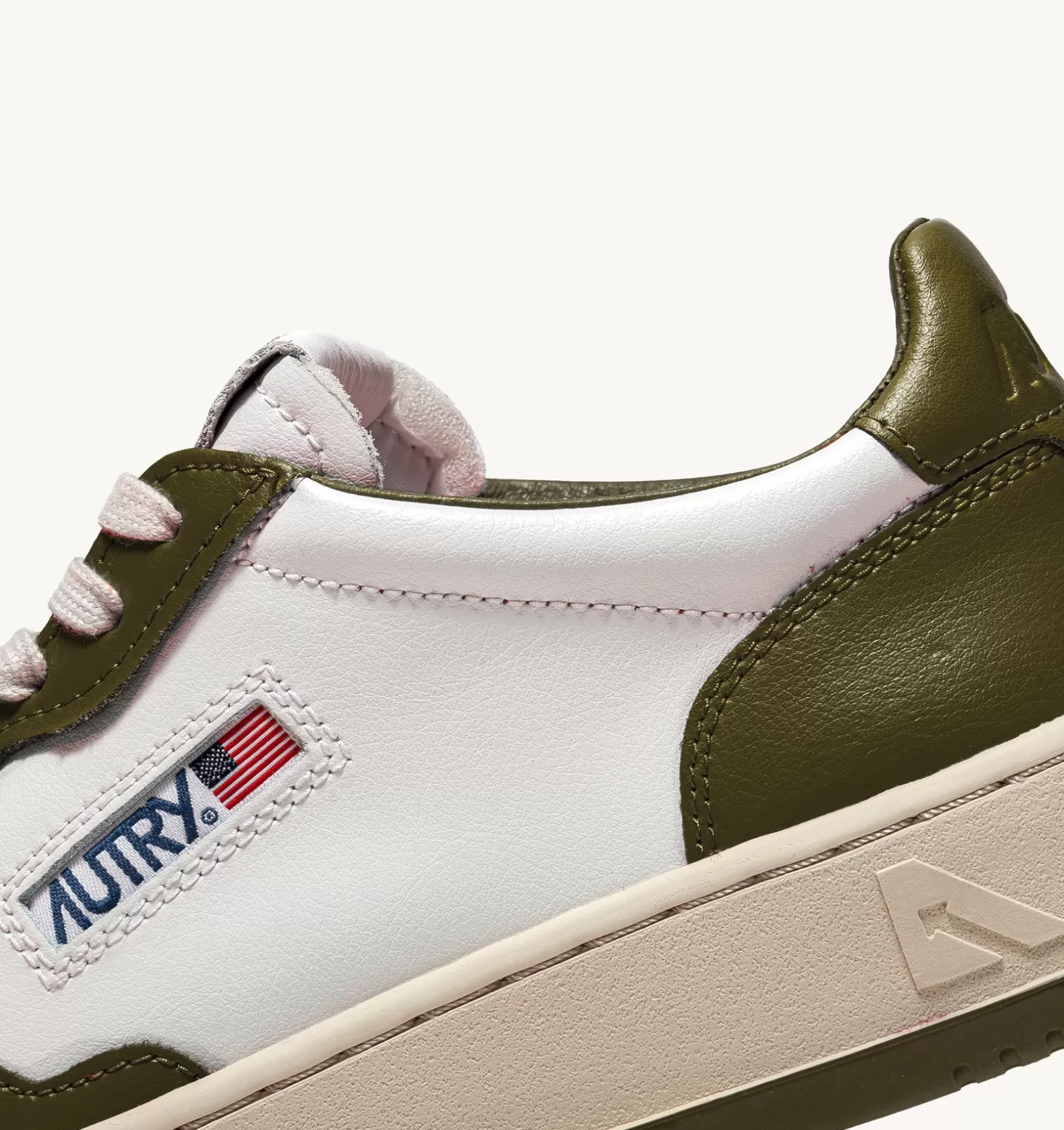 AUTRY Sneakers Medalist Low In Pelle Bicolore Bianca E Oliva^Uomo Medalist