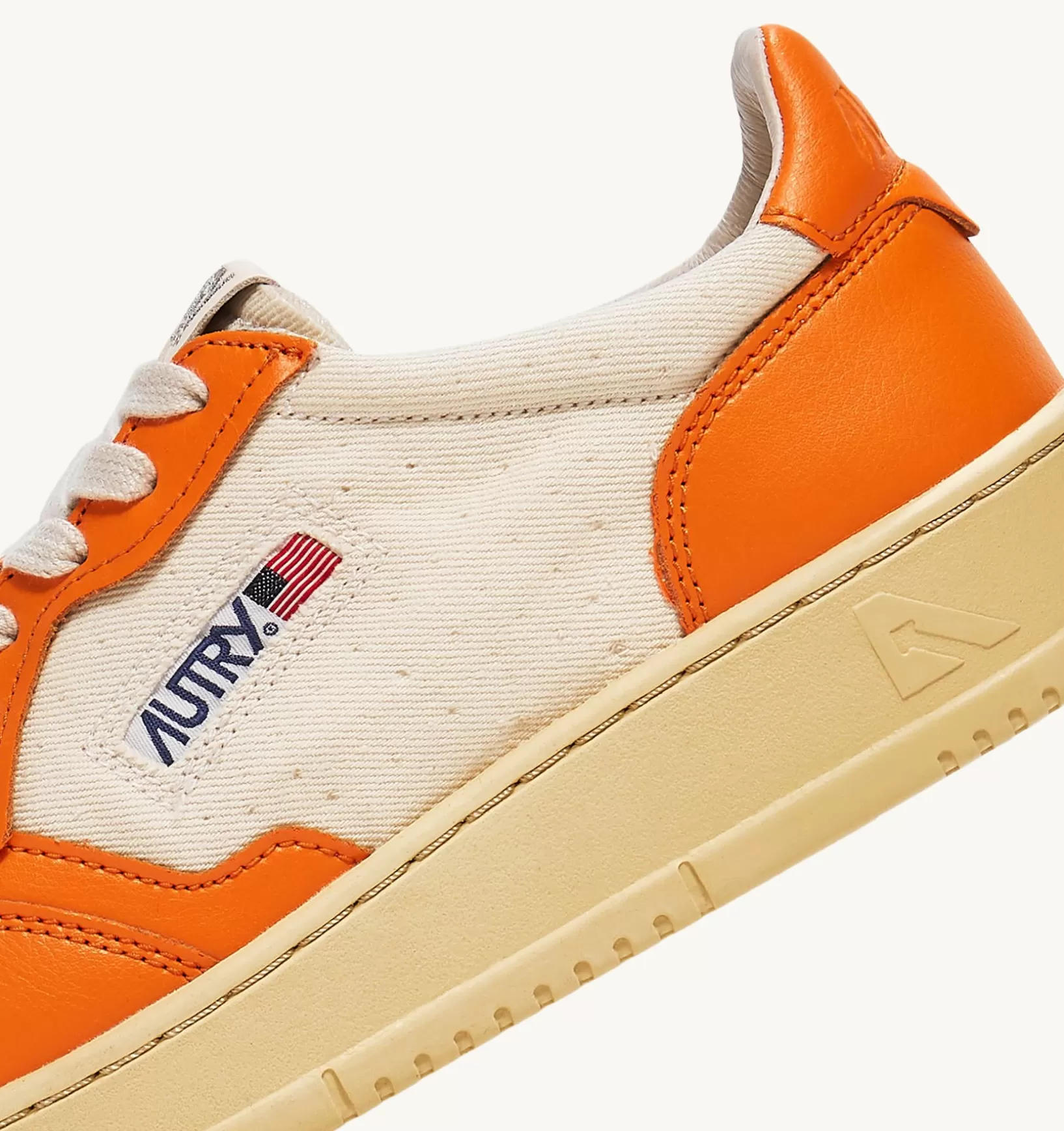 AUTRY Sneakers Medalist Low In Pelle E Canvas Bianco E Arancione^Donna Medalist