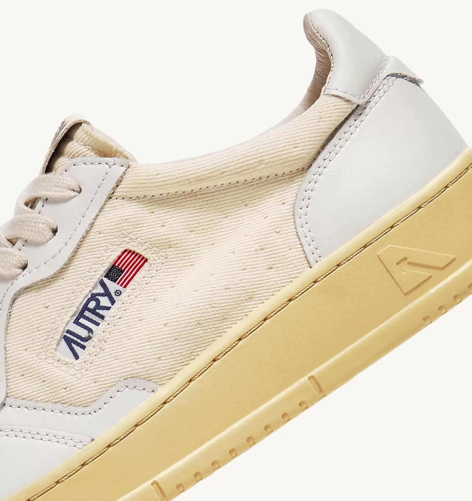 AUTRY Sneakers Medalist Low In Pelle E Canvas Color Bianco^Donna Medalist