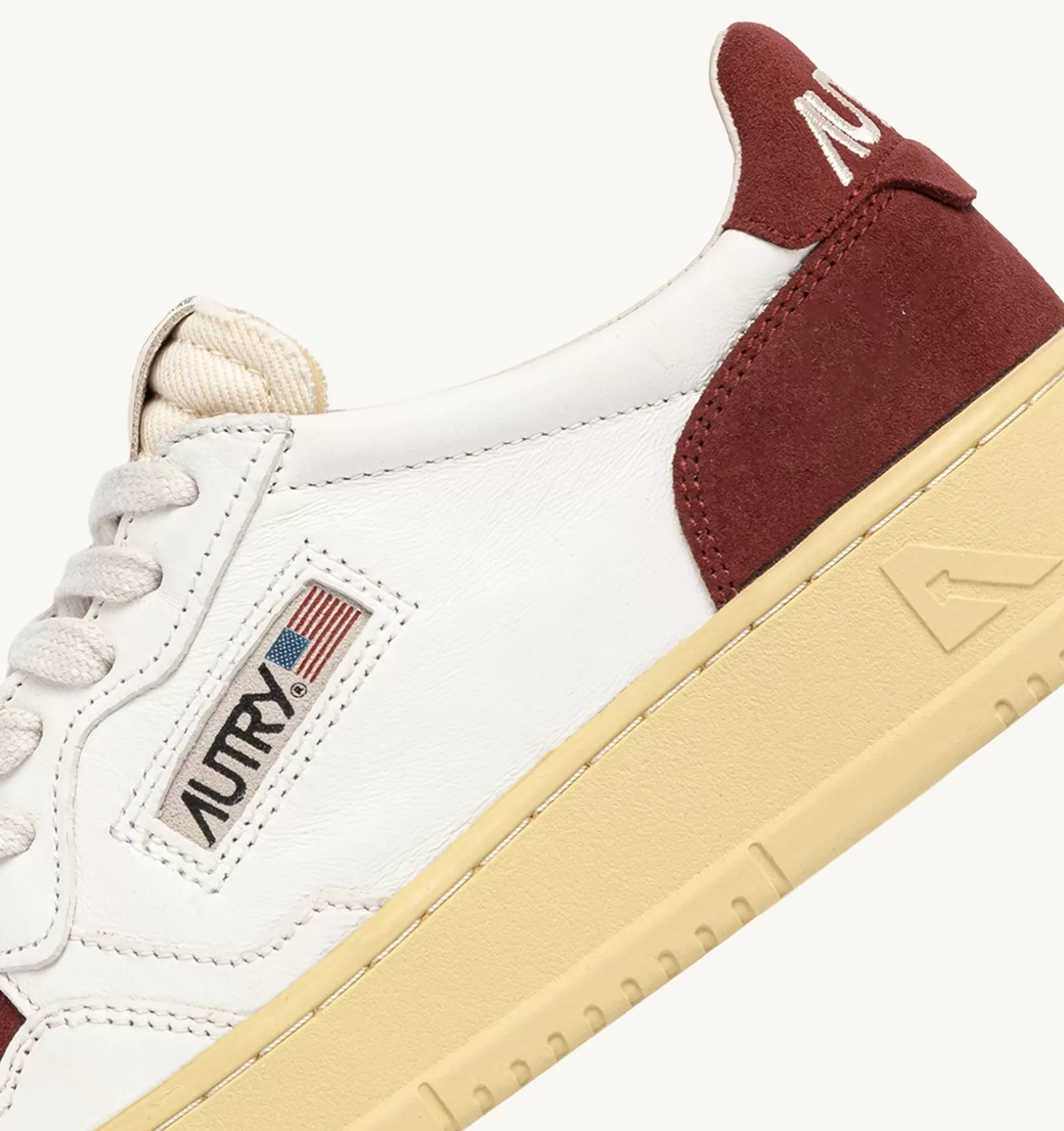AUTRY Sneakers Medalist Low In Pelle E Suede Bianco E Bordeaux^Donna Medalist