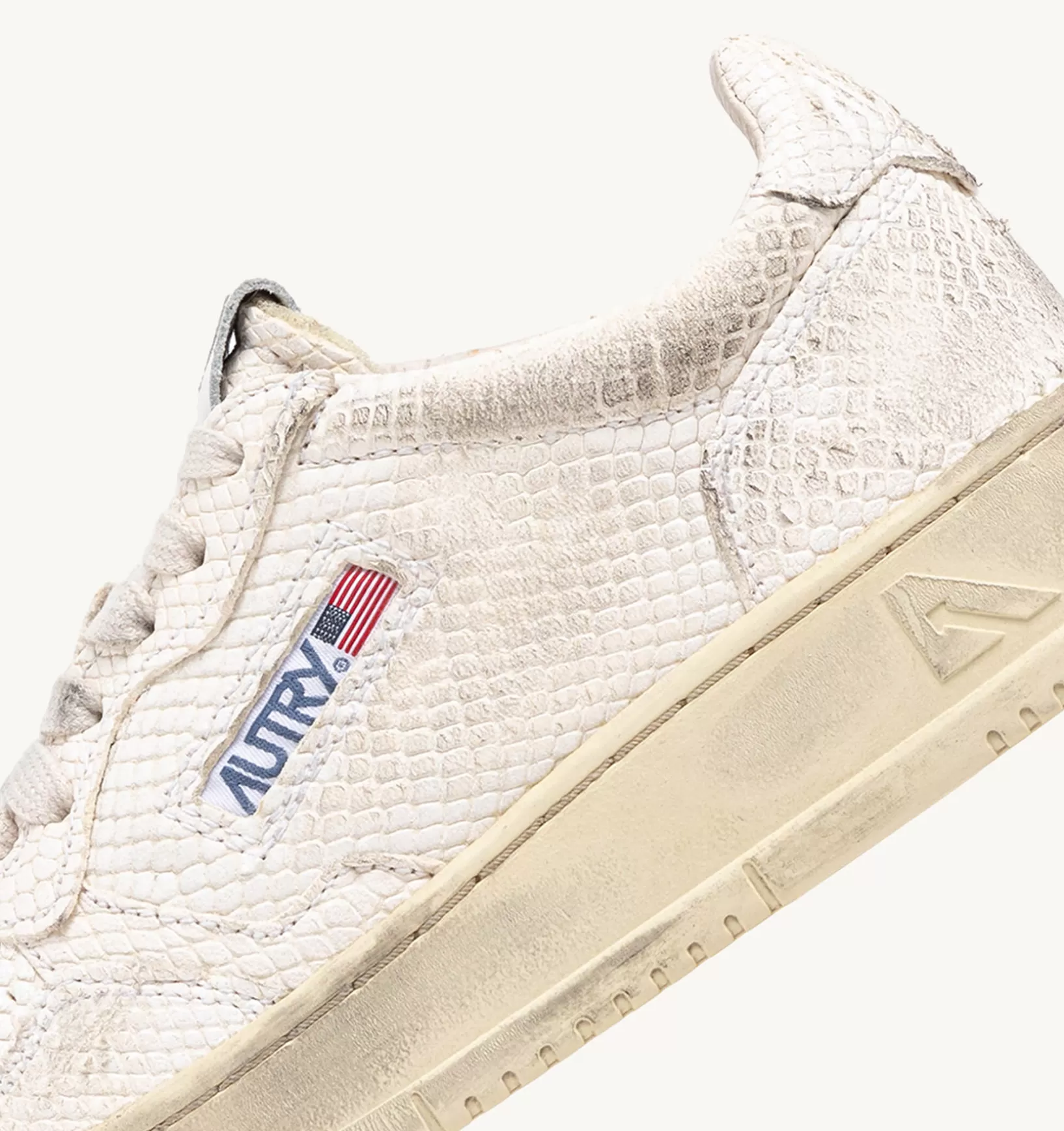 AUTRY Sneakers Medalist Low In Pelle Effetto Snake Colore Bianco^Donna Medalist