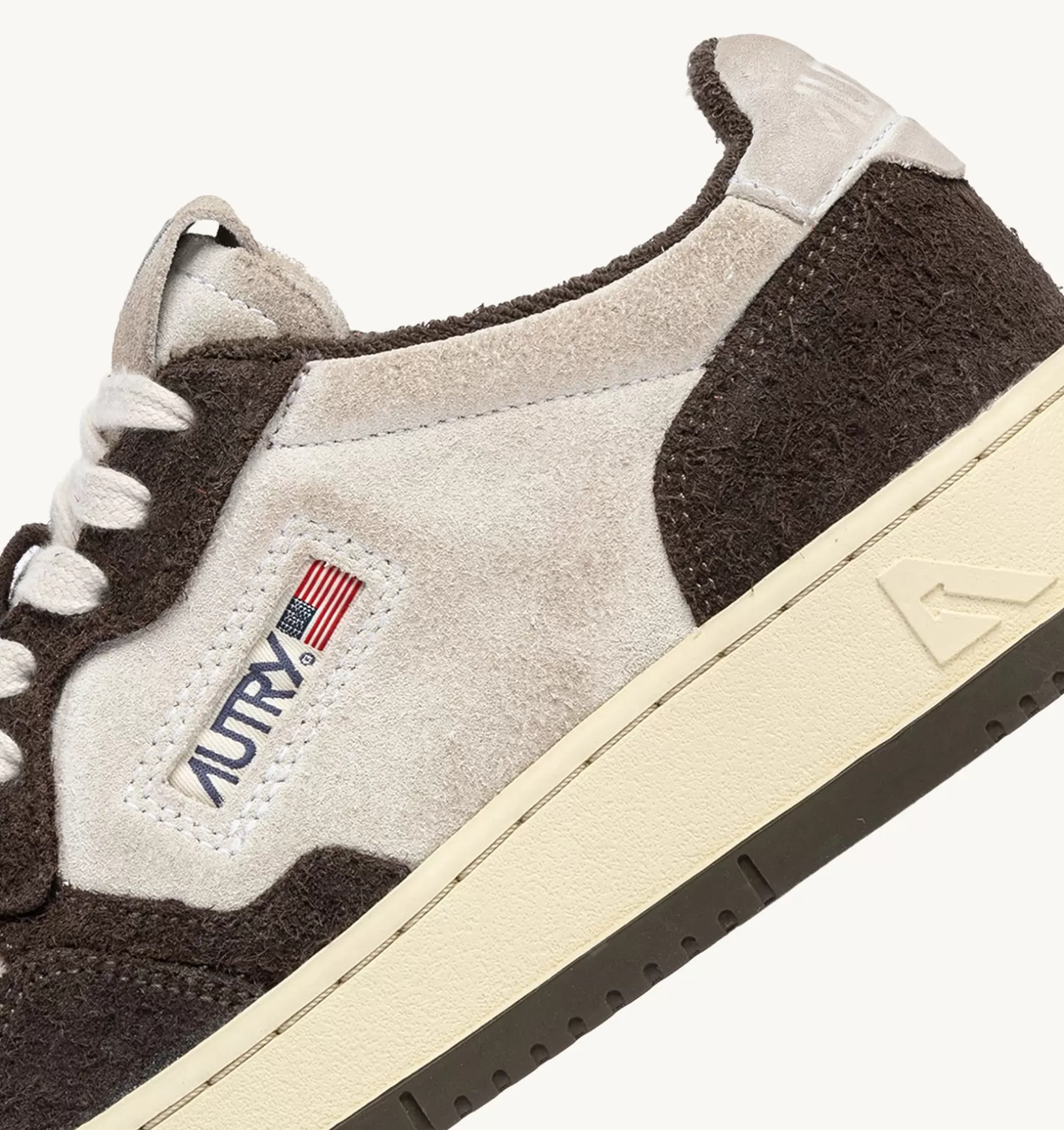 AUTRY Sneakers Medalist Low In Suede Bianco E Suede Effetto Hair Marrone^Donna Medalist