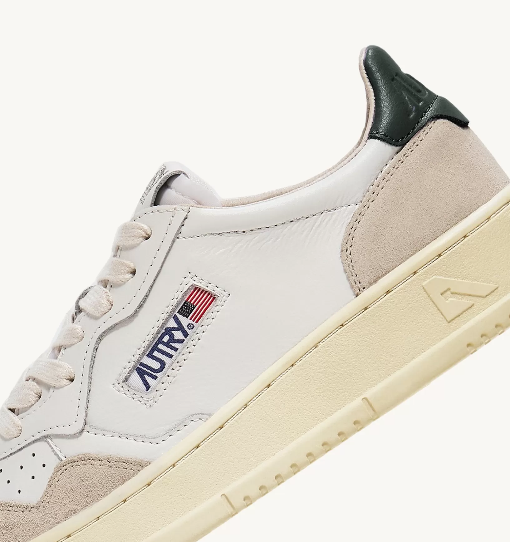 AUTRY Sneakers Medalist Low In Suede E Pelle Bianca E Mount^Uomo Medalist