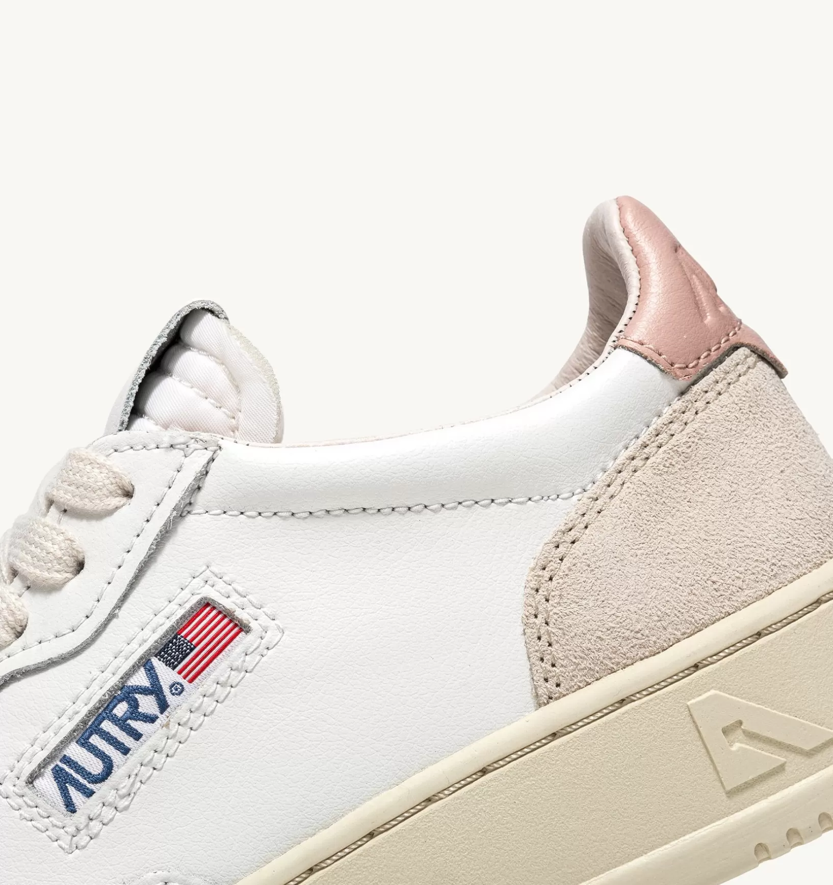 AUTRY Sneakers Medalist Low In Suede E Pelle Bianca E Powder^Donna Medalist