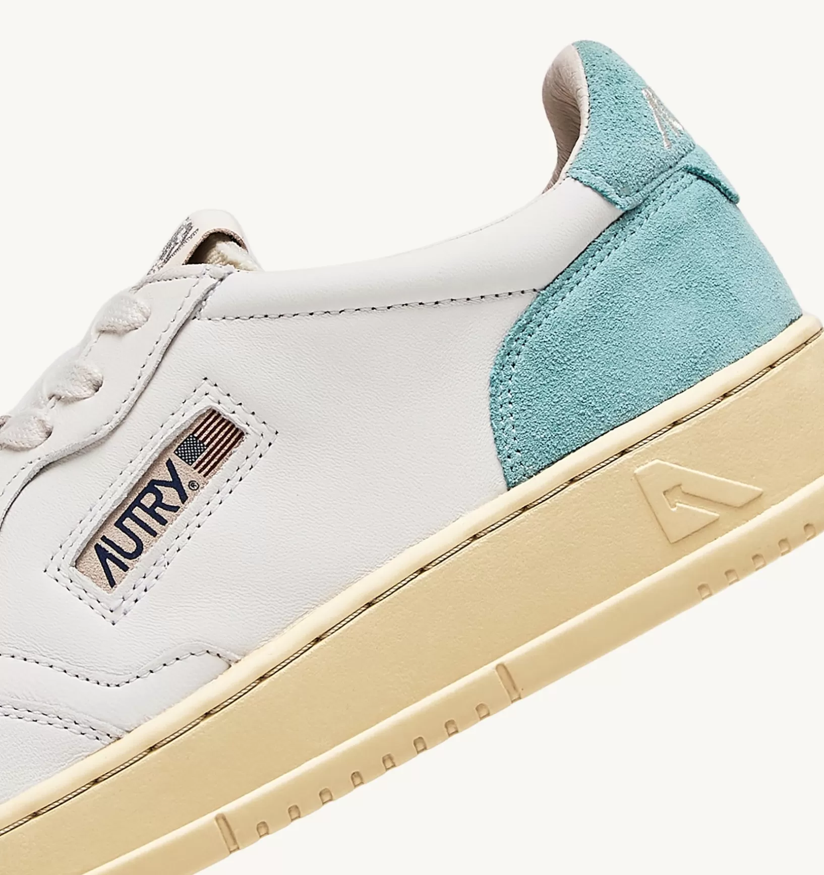 AUTRY Sneakers Medalist Low In Suede E Pelle Bianco E Turquoise^Uomo Medalist