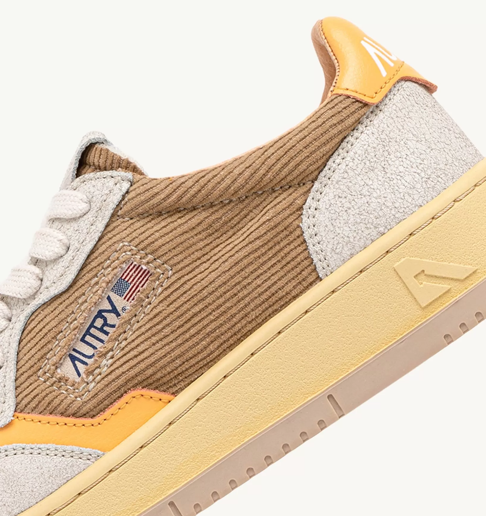 AUTRY Sneakers Medalist Low In Velluto A Costine Taupe E Suede Colore Grigio^Donna Medalist