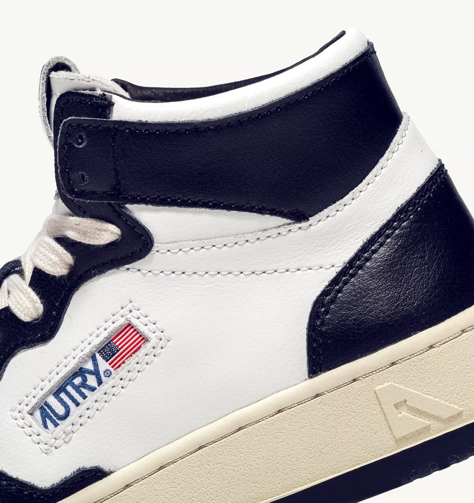 AUTRY Sneakers Medalist Mid In Pelle Bianca E Blu^Donna Medalist