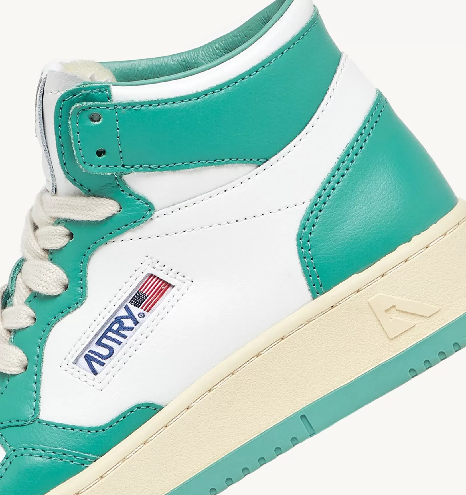 AUTRY Sneakers Medalist Mid In Pelle Bianca E Verde^Donna Medalist