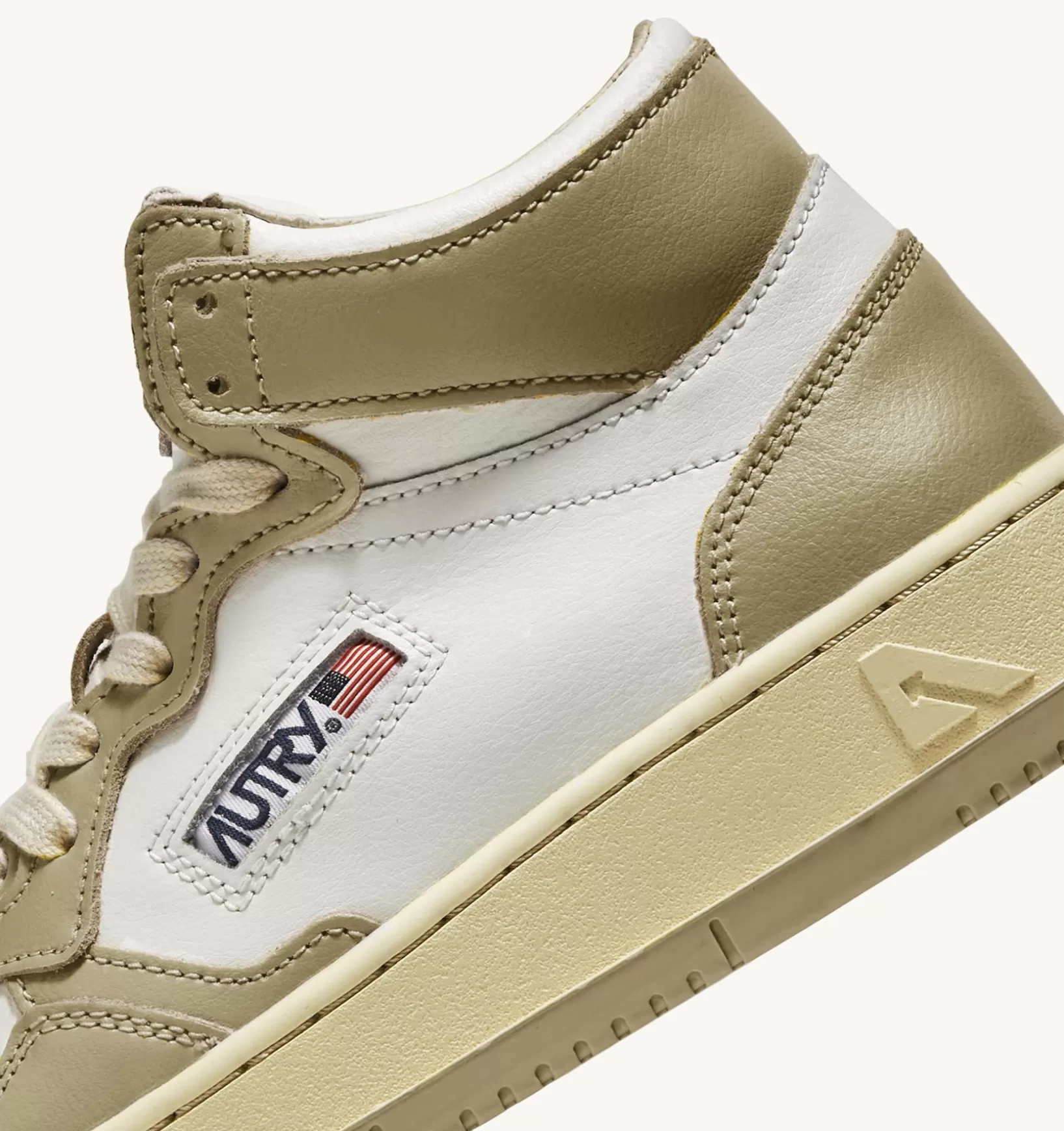 AUTRY Sneakers Medalist Mid In Pelle Bicolore Bianco E Mud^Uomo Medalist