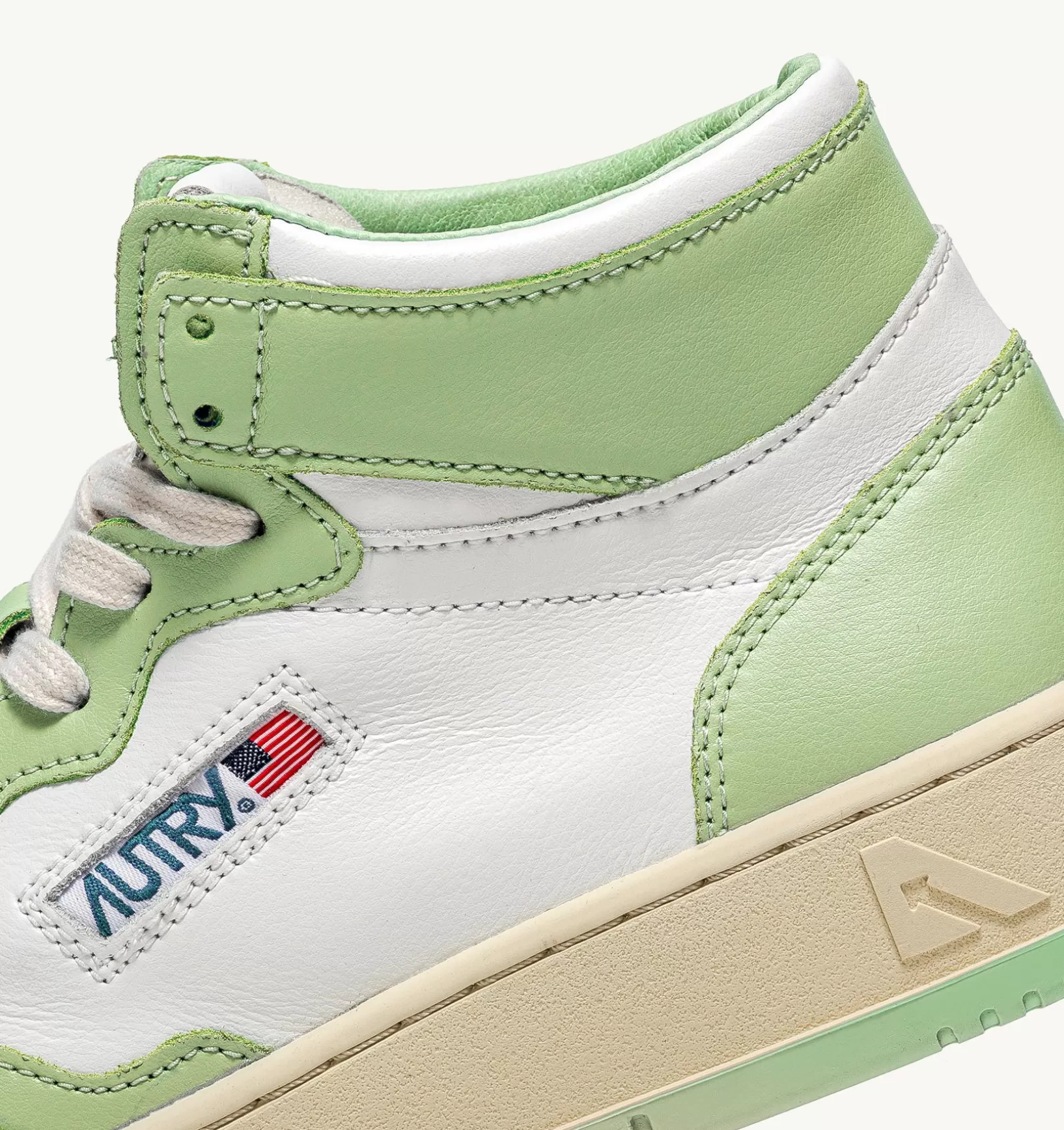 AUTRY Sneakers Medalist Mid In Pelle Bicolore Bianco Nile Green^Donna Medalist