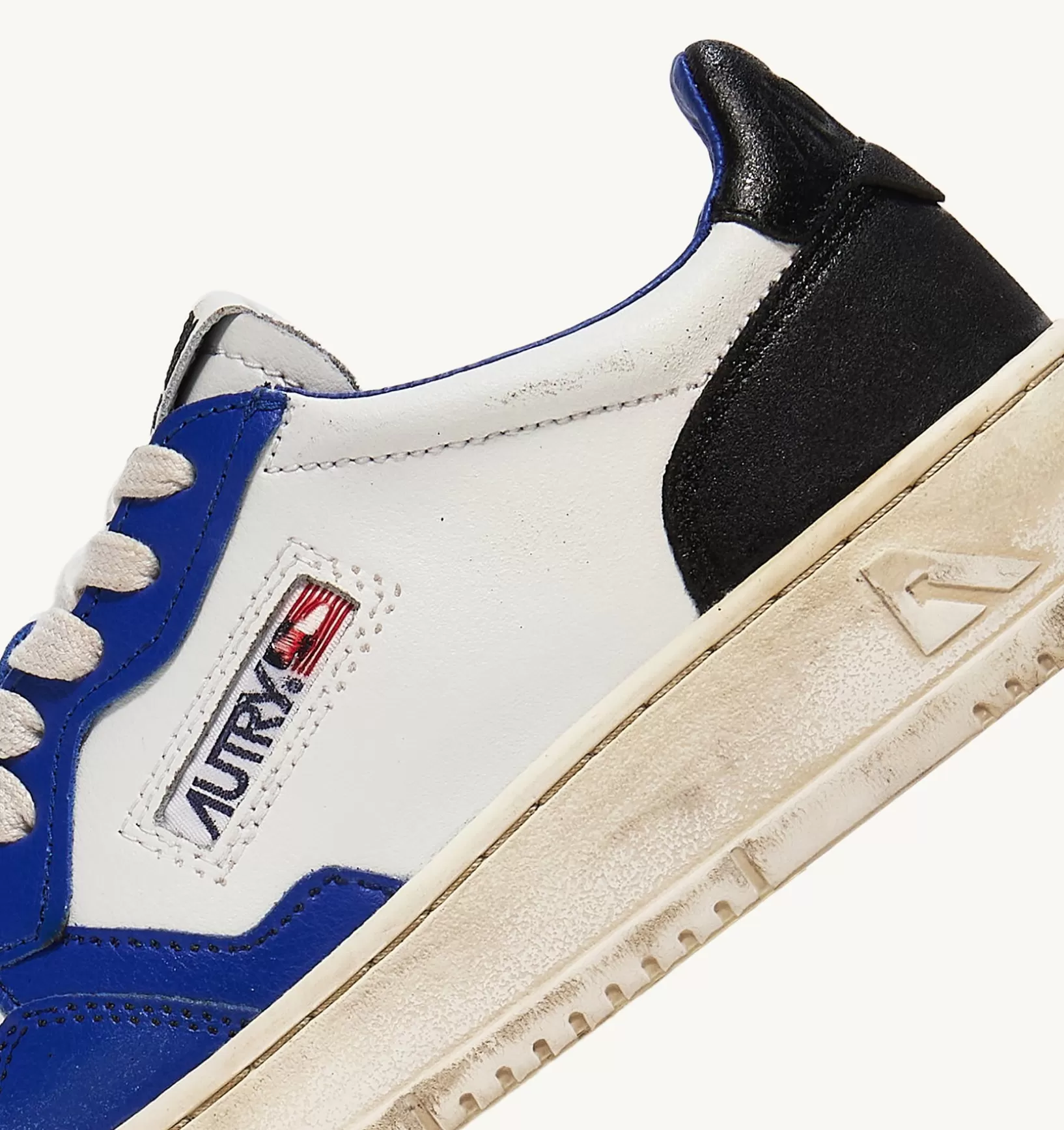 AUTRY Sneakers Medelist Low Super Vintage In Pelle Bianco Blue E Nero^Uomo Super Vintage
